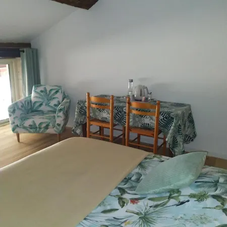 - A La Maison Du Bonheur Lanty-sur-Aube